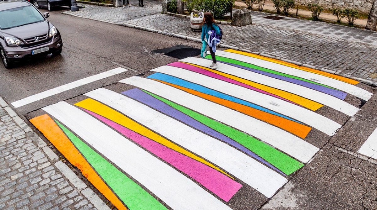 crosswalk-art-funnycross-christo-guelov-madrid-fb3