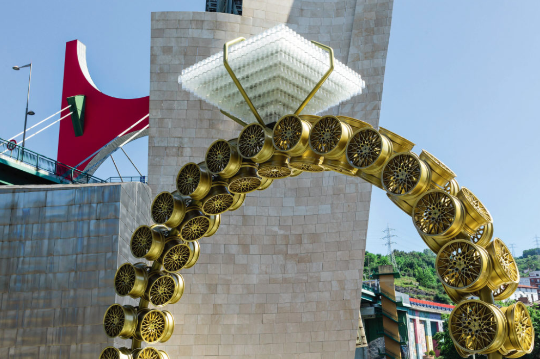 Obra "Solitario" expuesta en Bilbao de Joana Vasconcelos